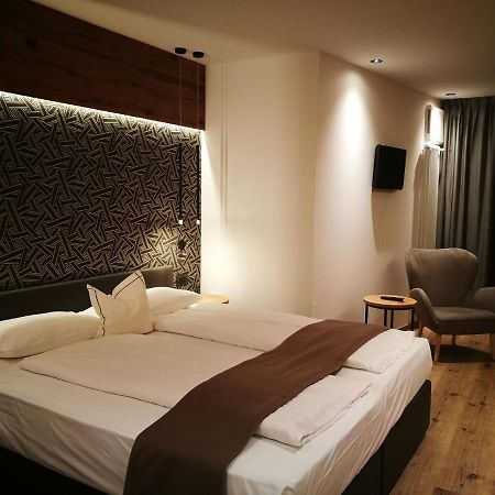 Hotel Cevedale Living Romance Hotel Cogolo Eksteriør bilde