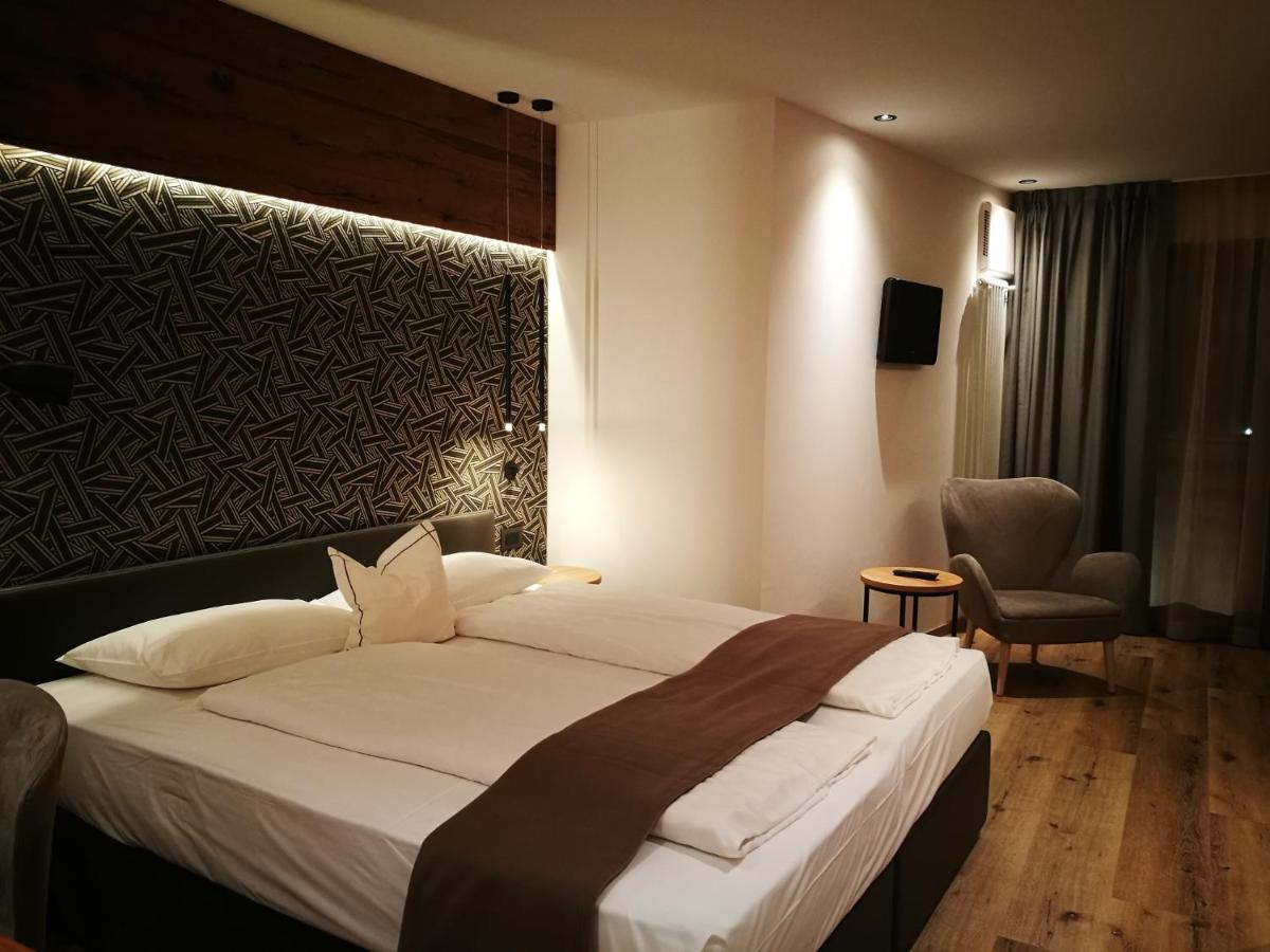 Hotel Cevedale Living Romance Hotel Cogolo Eksteriør bilde
