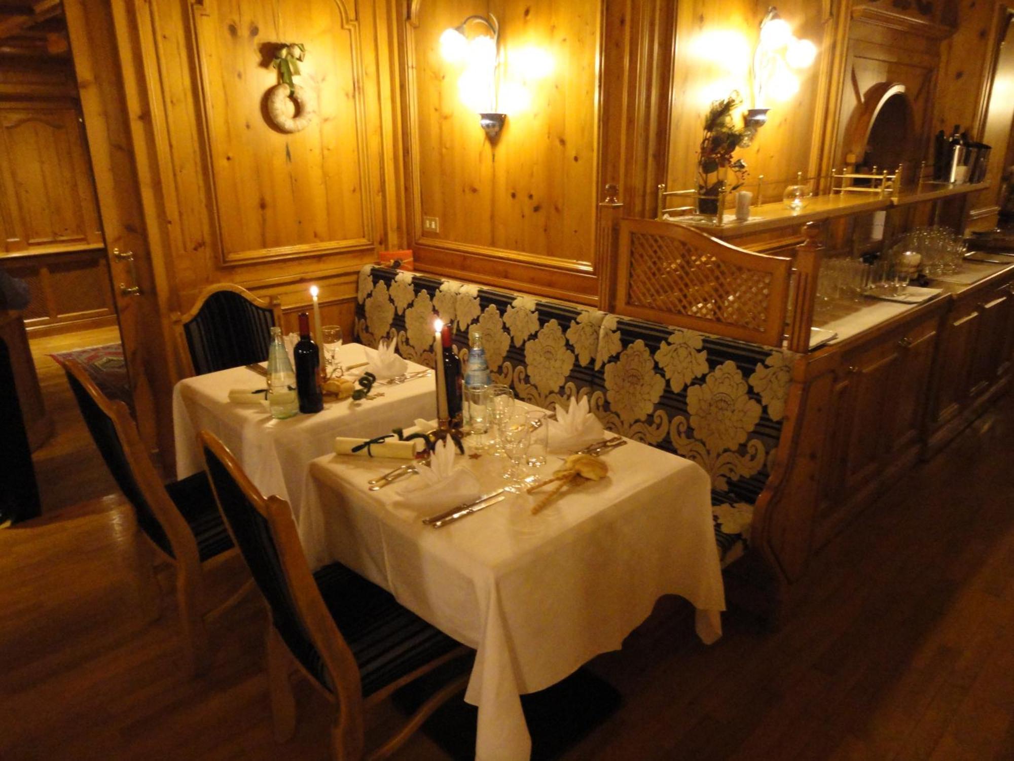 Hotel Cevedale Living Romance Hotel Cogolo Eksteriør bilde