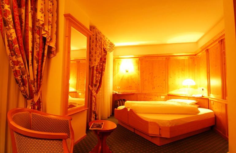 Hotel Cevedale Living Romance Hotel Cogolo Rom bilde