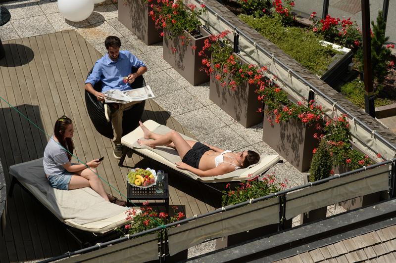 Hotel Cevedale Living Romance Hotel Cogolo Eksteriør bilde