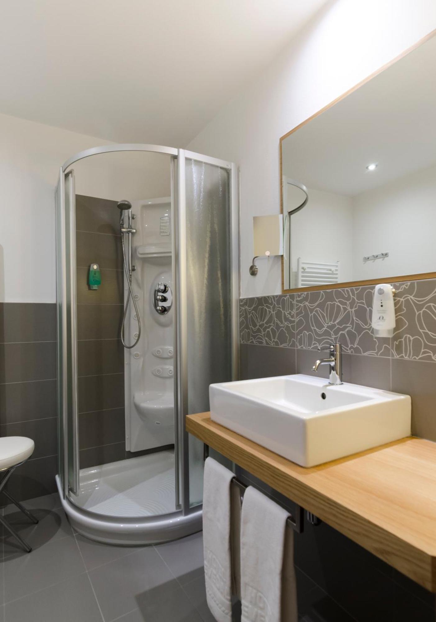 Hotel Cevedale Living Romance Hotel Cogolo Eksteriør bilde