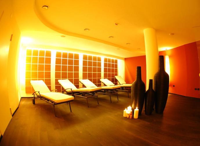 Hotel Cevedale Living Romance Hotel Cogolo Eksteriør bilde