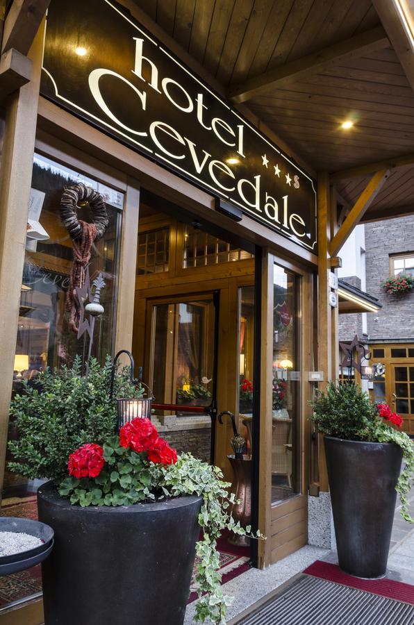 Hotel Cevedale Living Romance Hotel Cogolo Eksteriør bilde